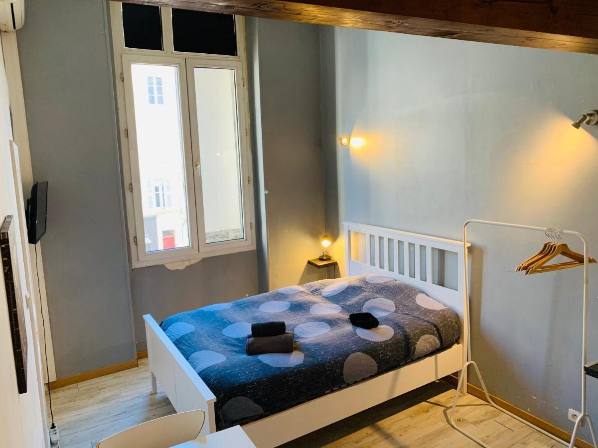 Mirabeau Apartment *